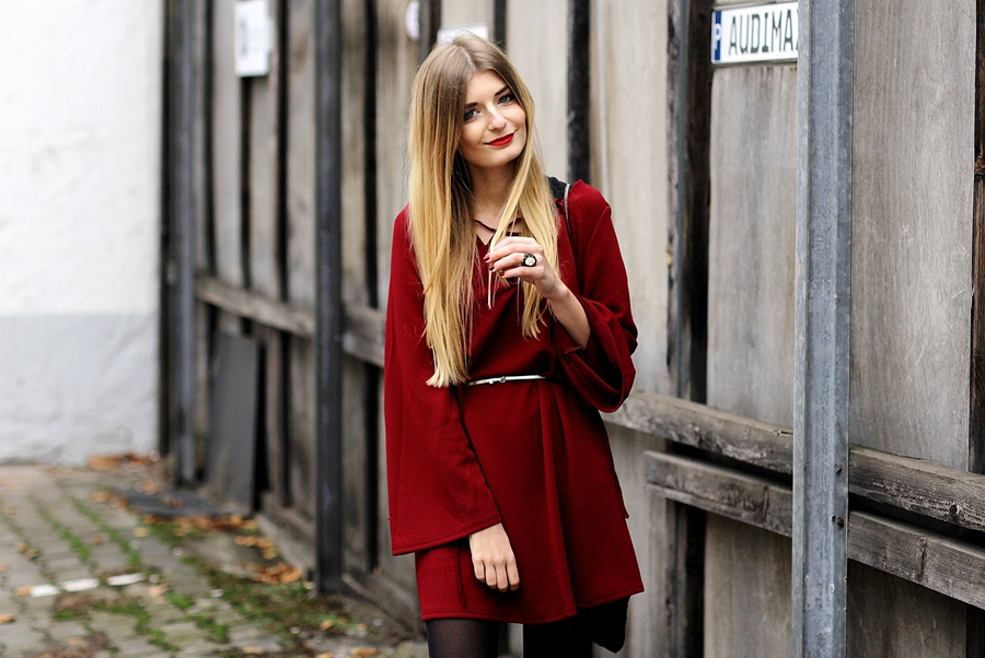 Rotes Kleid Outfit Blog 6